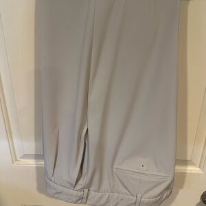 Roundtree & Yorke Performance Pants - 40 x 32 - Light tan/khaki